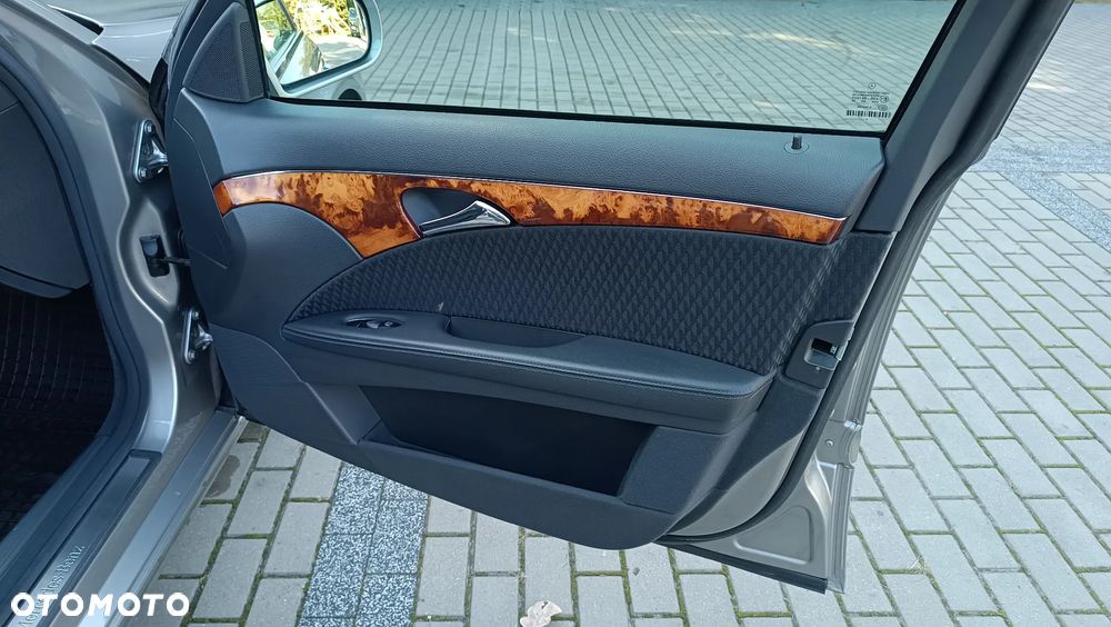Mercedes-Benz Klasa E 200 Kompressor Automatik Elegance - 12