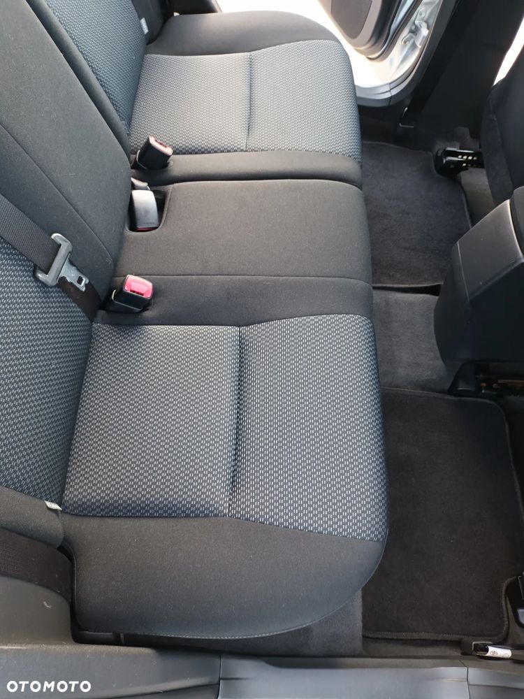 Toyota Auris 1.6 Valvematic Multidrive S START Edition - 33