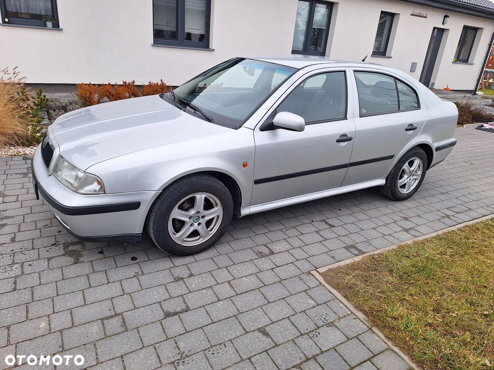 Skoda Octavia 1.6 Generation I - 4