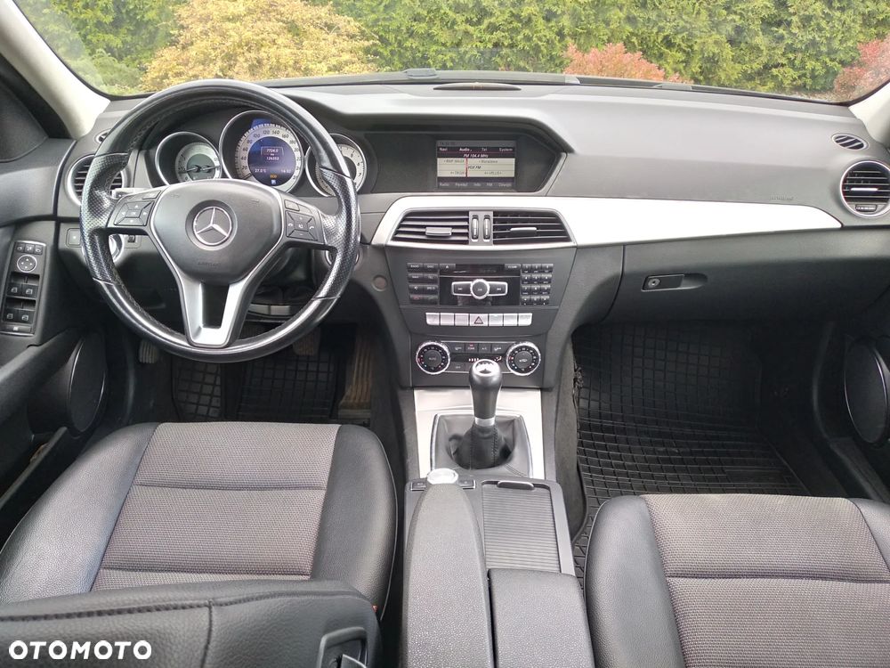 Mercedes-Benz Klasa C 180 - 8