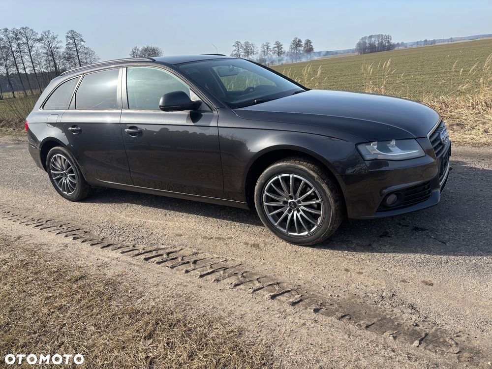 Audi A4 Avant 2.0 TDI DPF Ambition - 4