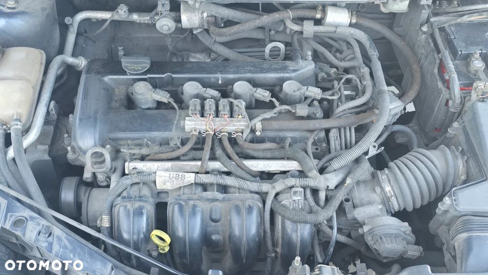 Ford Focus 1.6 16V Ambiente - 16