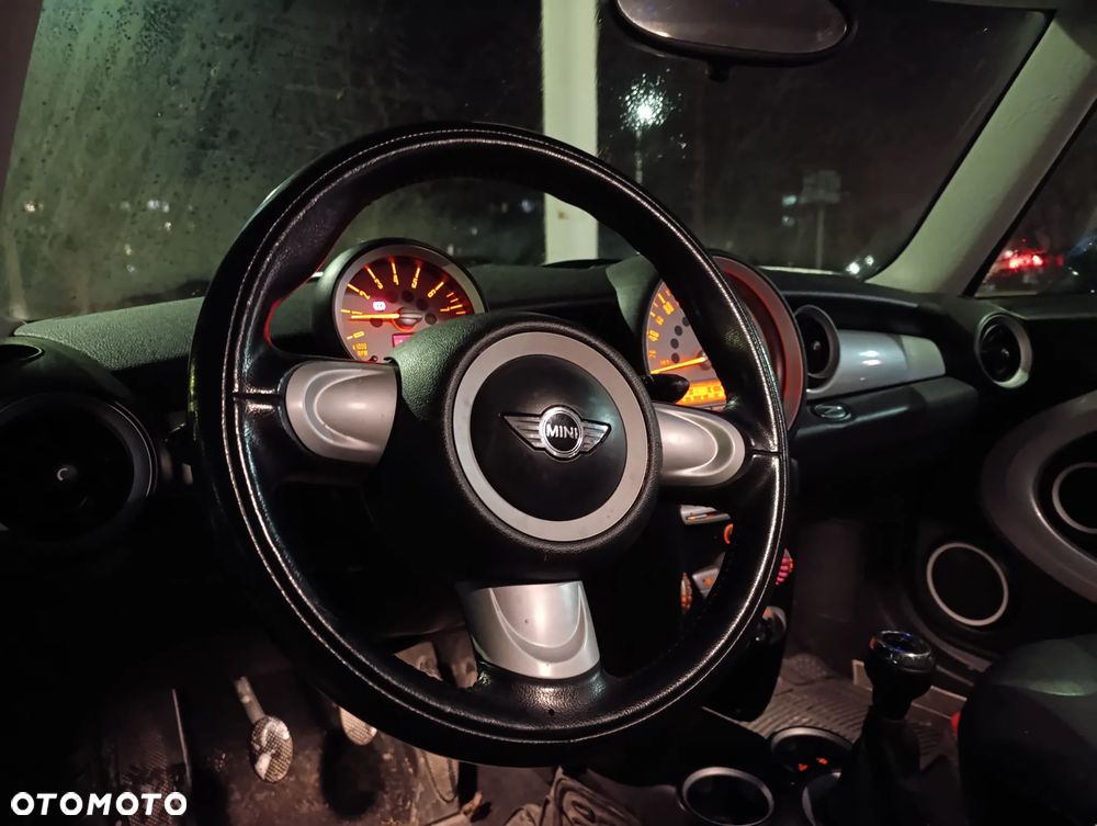 MINI Cooper 50 Camden - 4