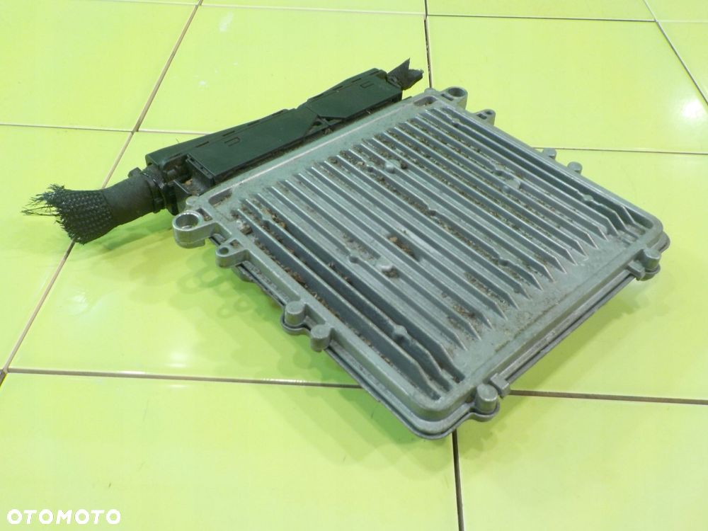 MERCEDES CLS W219 3.0 CDI 07r COUPE sterownik komputer silnika A6421508277 - 5