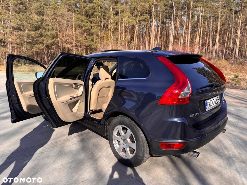 Volvo XC 60 3.2 AWD Summum - 7