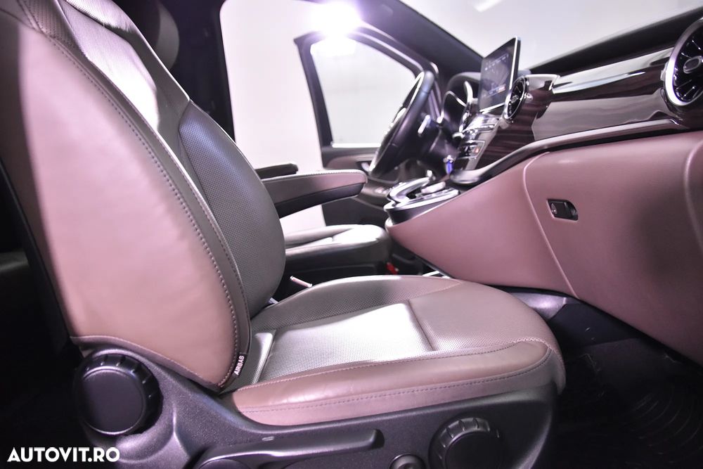 Mercedes-Benz V - 12