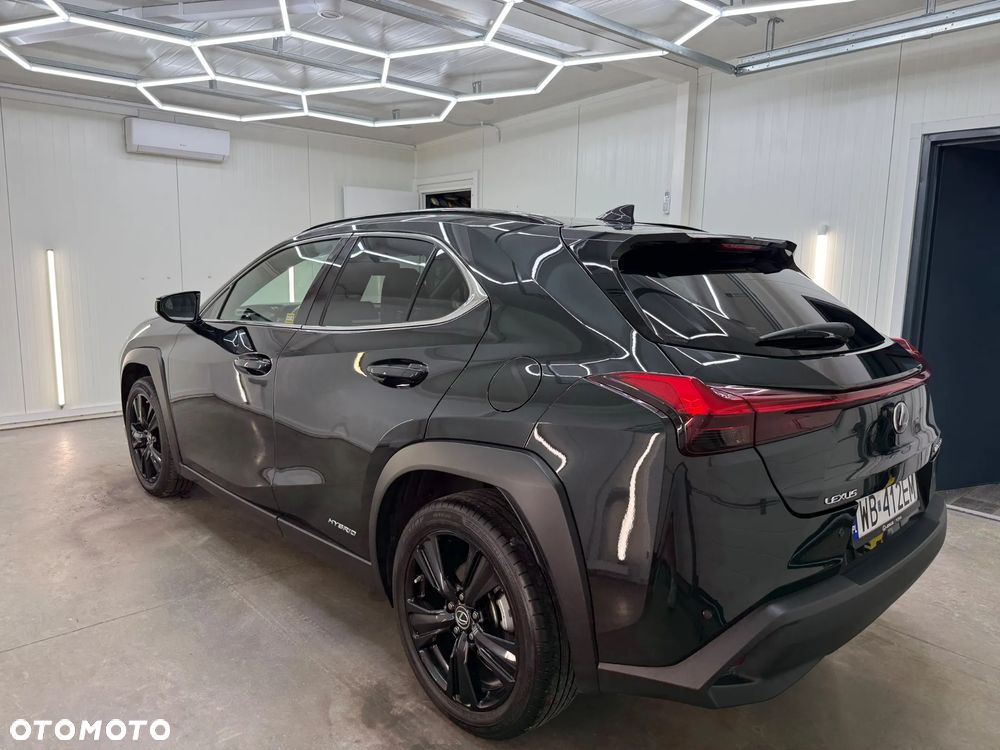 Lexus UX 250h GPF F Impression 2WD - 11