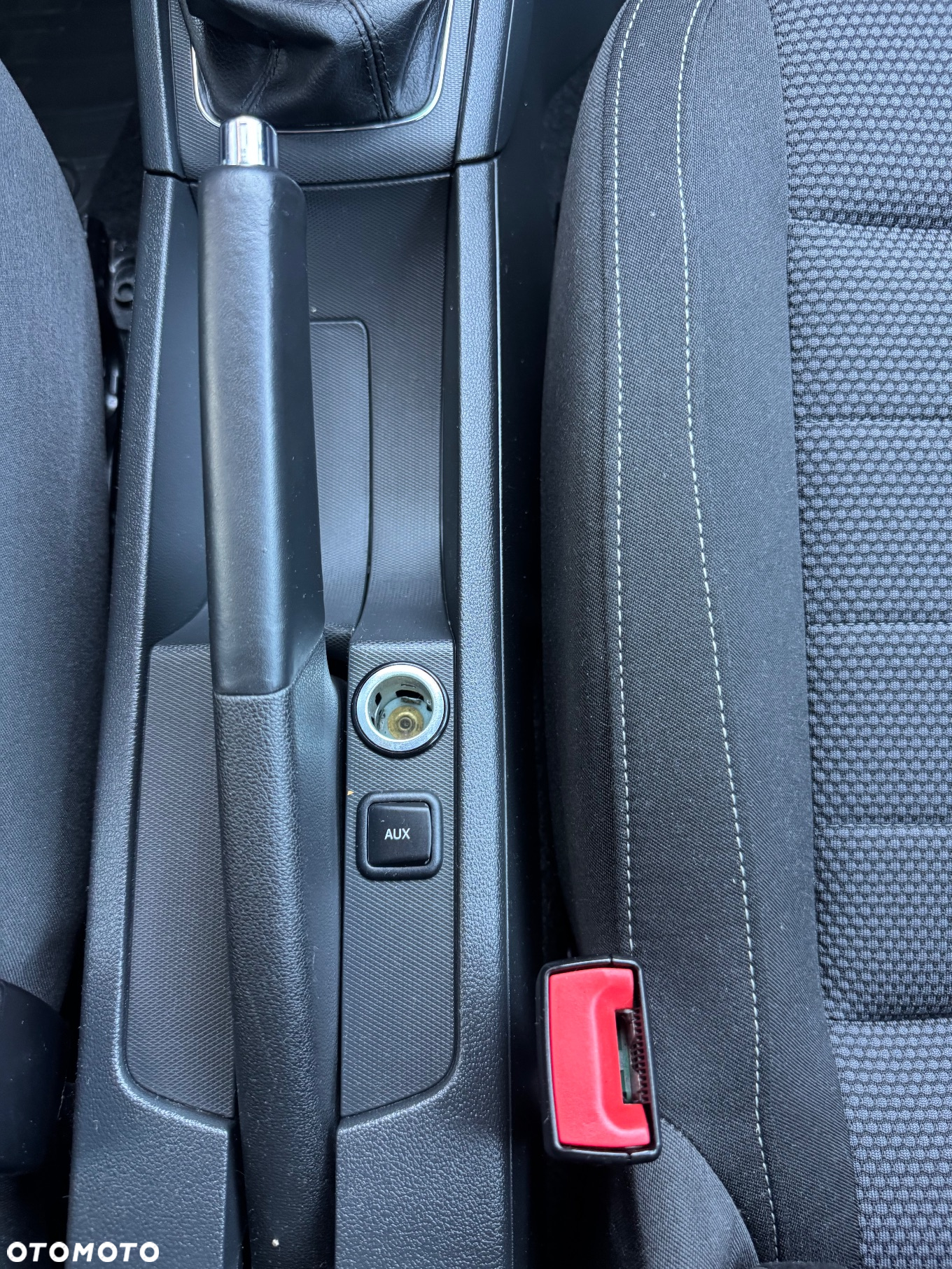 Skoda RAPID 1.2 TSI Elegance - 24