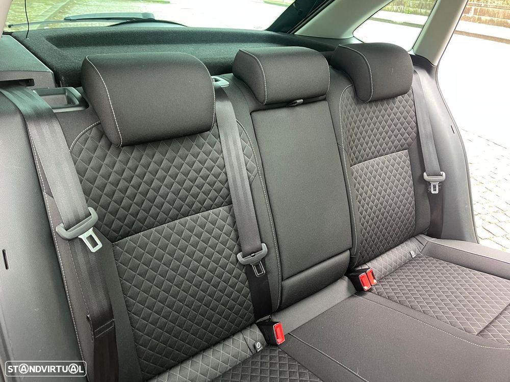 Skoda Rapid Spaceback 1.4 TDi Style - 16