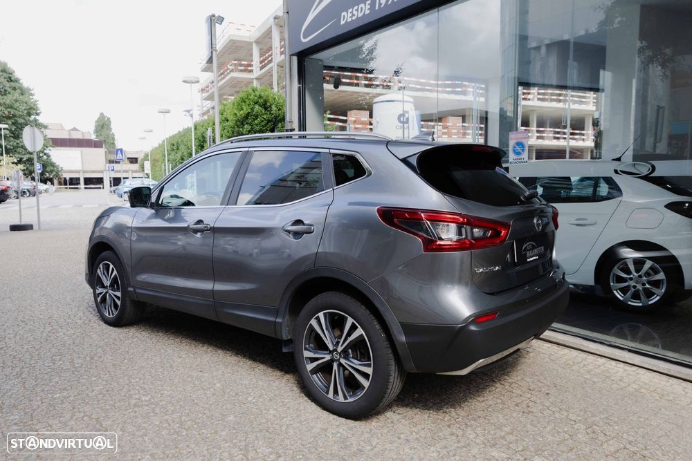 Nissan Qashqai 1.5 dCi N-Connecta - 9