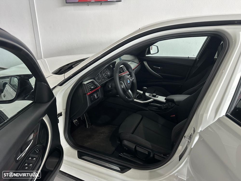 BMW 320 d Pack M - 9