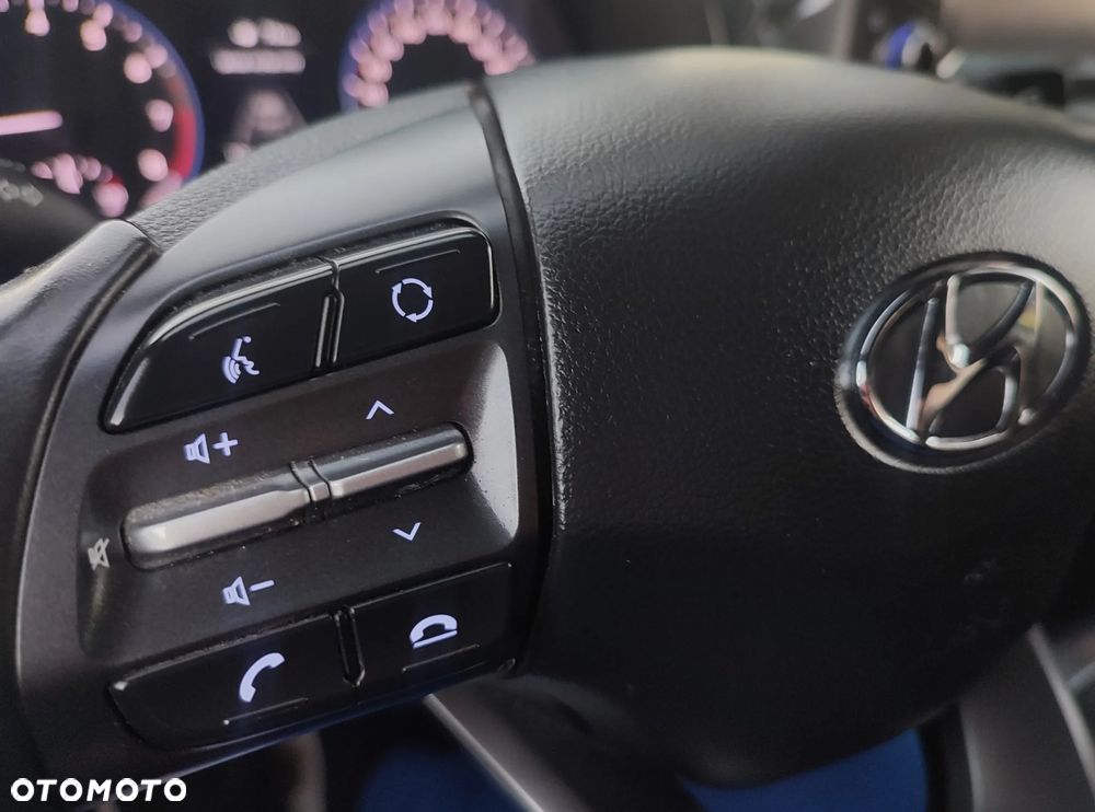 Hyundai Kona - 16