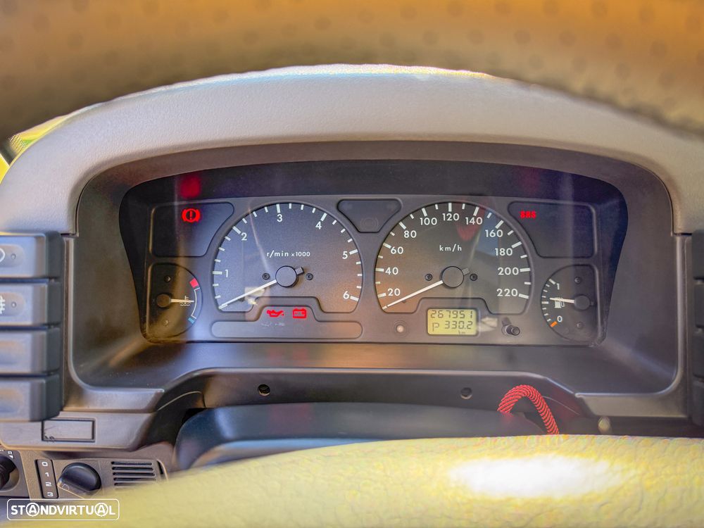 Land Rover Discovery - 39