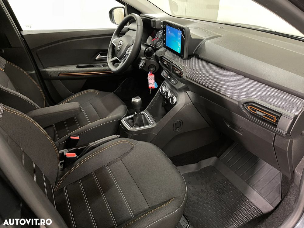 Dacia Sandero Stepway TCe 90 MT6 Comfort - 10