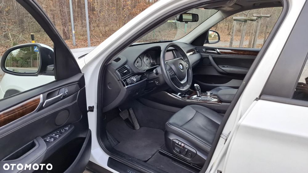 BMW X3 xDrive28i Sport-Aut xLine - 19