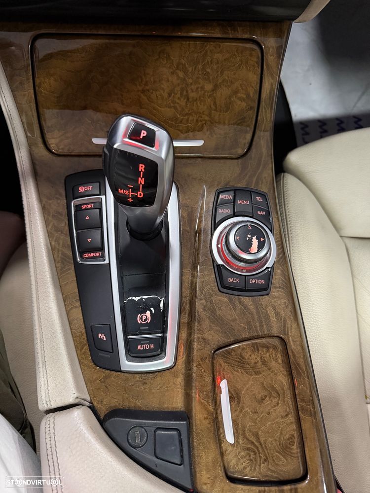 BMW 520 d Aut. Luxury Line - 22