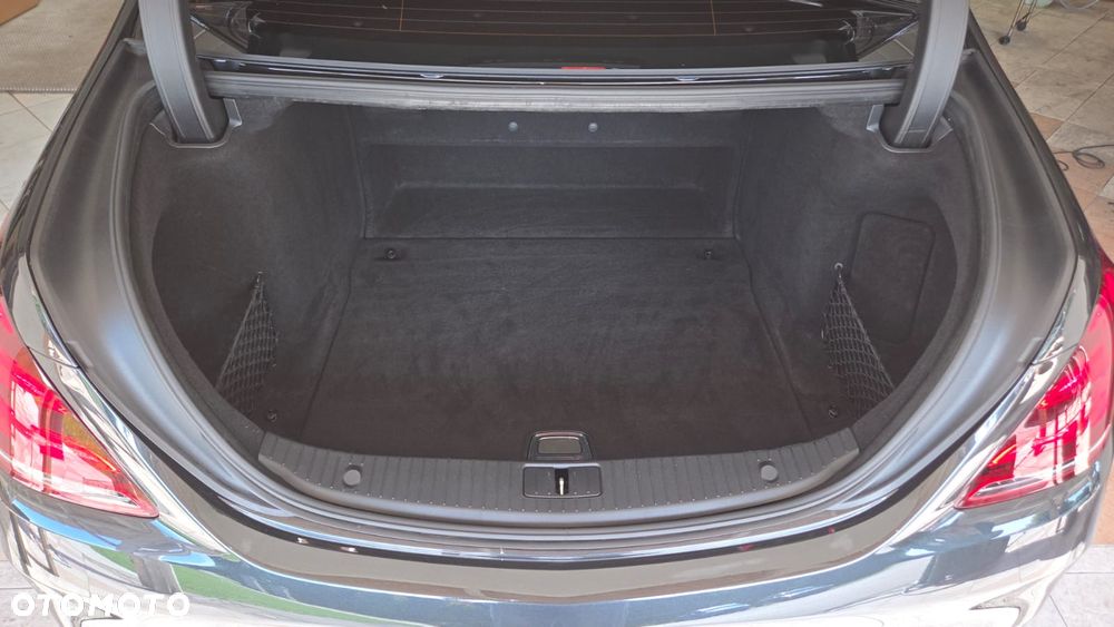 Mercedes-Benz Klasa S 400 d 4-Matic L 9G-TRONIC - 16