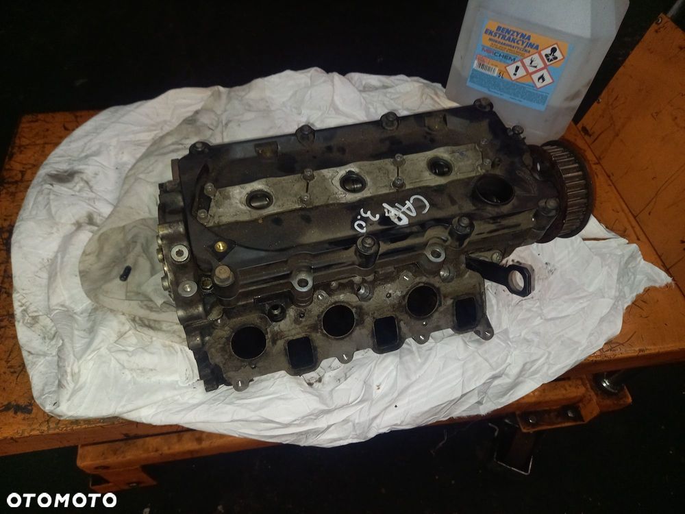 Glowica silnika audi 3.0 tdi 2.7 tdi kompletna  CAP - 3