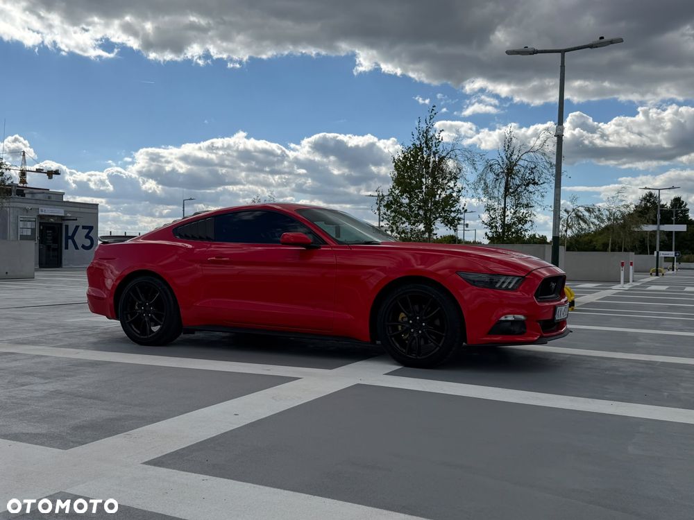 Ford Mustang - 21