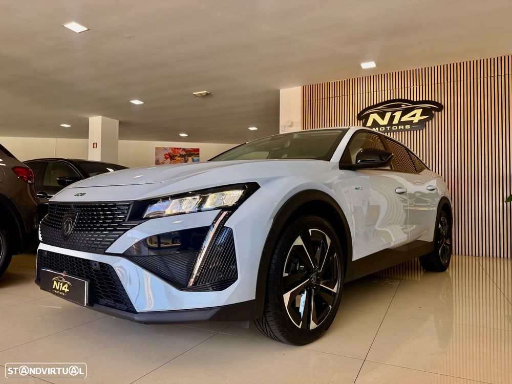 Peugeot 408 1.6 Hybrid Allure e-EAT8 - 31