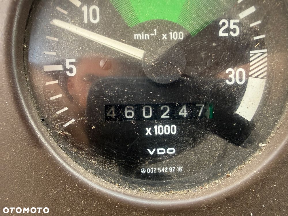 Mercedes-Benz 814 - 15
