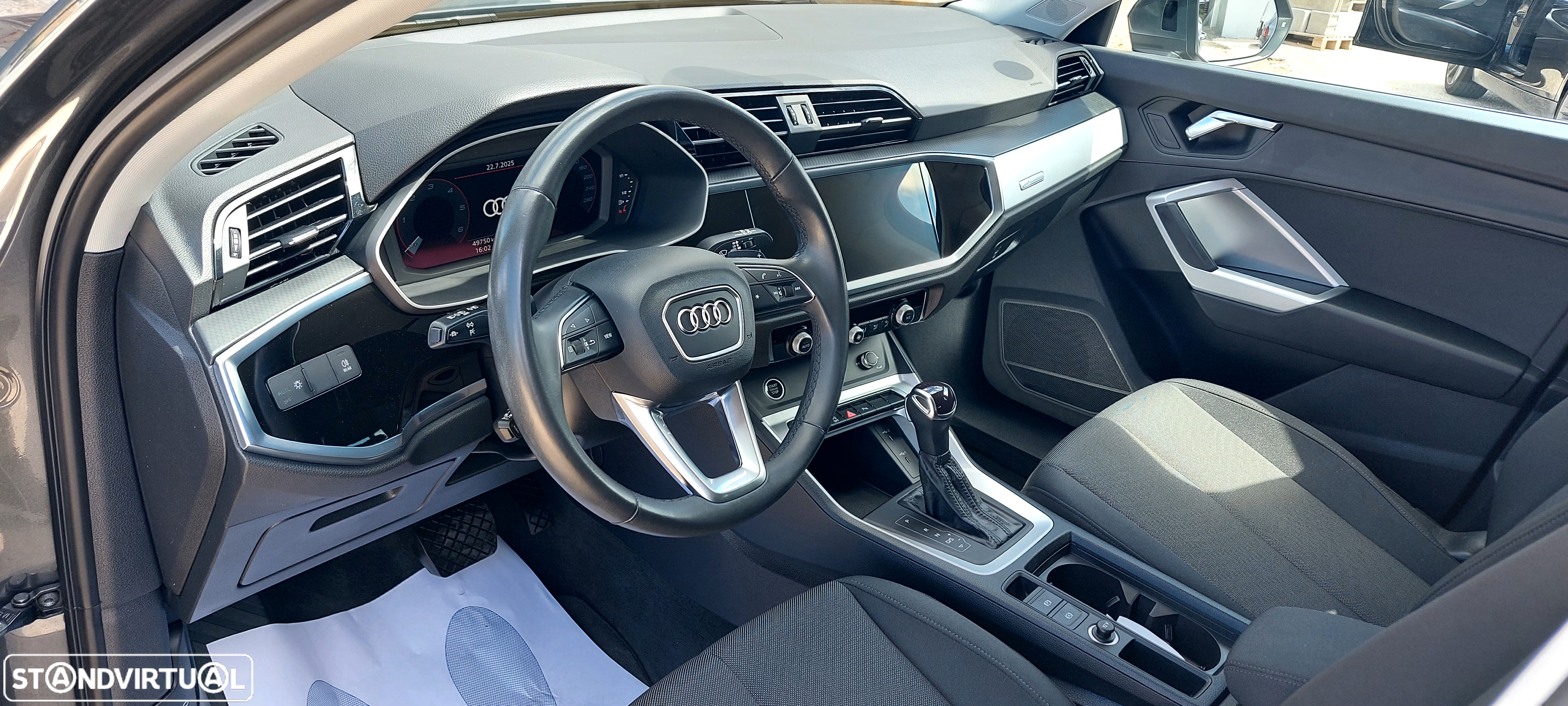 Audi Q3 Sportback 35 TDI S line S tronic - 2