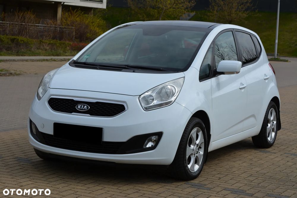 Kia Venga 1.4 CVVT Titanium Collection - 24