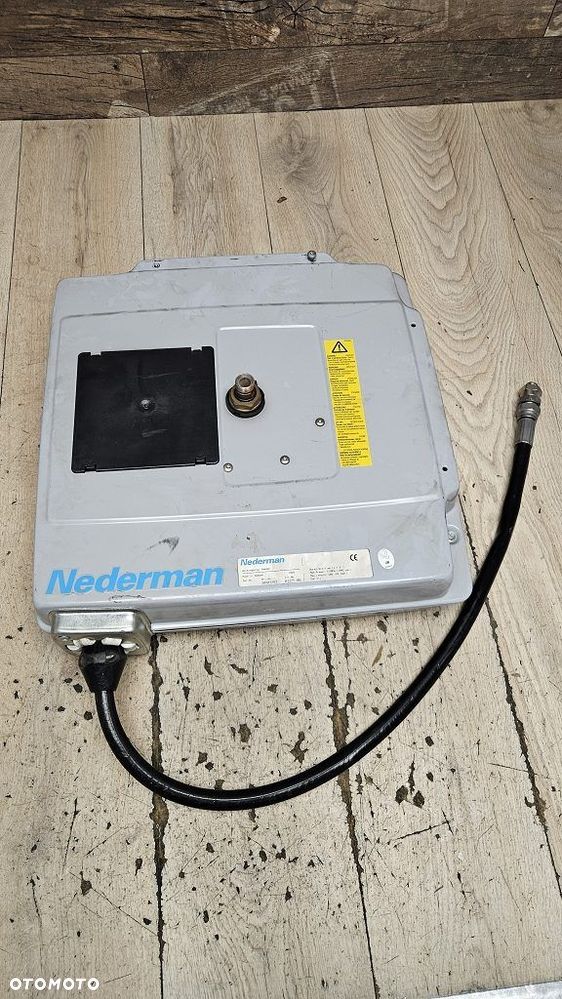 Profesjonalny Zwijacz do węża oleju NEDERMAN 884 10m 1/2" 75 Bar - 12