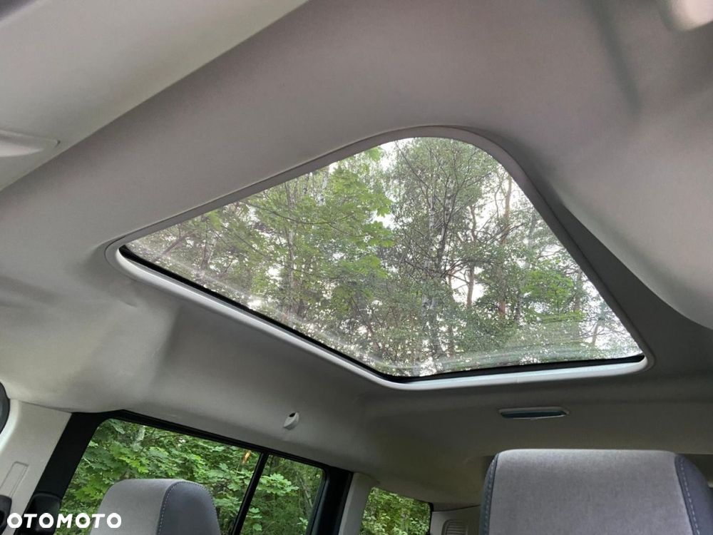 Ford Tourneo Connect - 22