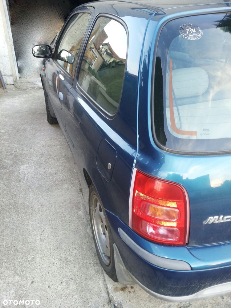 Nissan Micra 1.0 Comfort CVT - 4