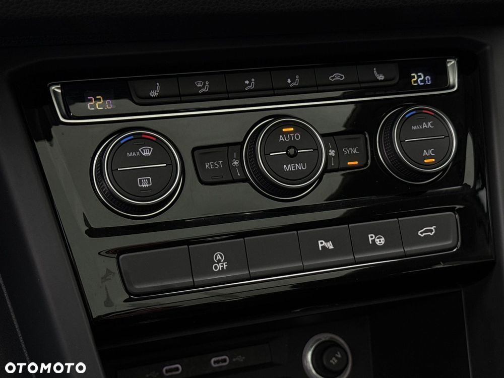 Volkswagen Touran 1.5 TSI EVO Highline DSG - 18