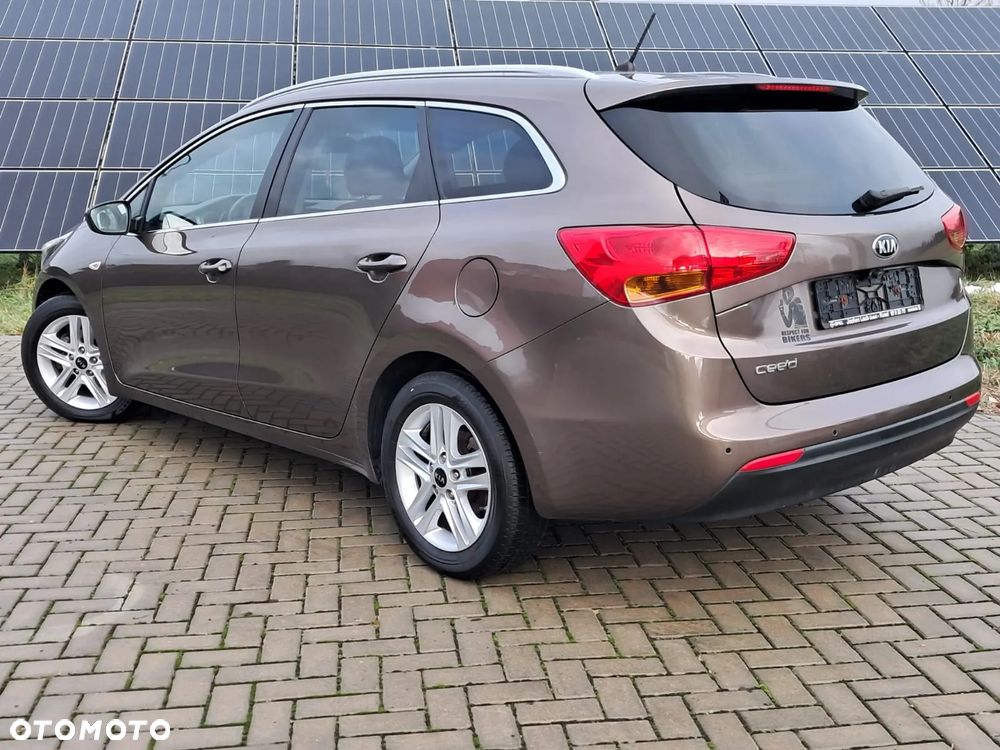 Kia Ceed 1.6 GDI Dream-Team Edition - 8