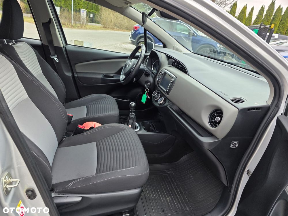 Toyota Yaris 1.5 Selection - 17