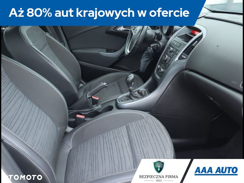 Opel Astra - 10