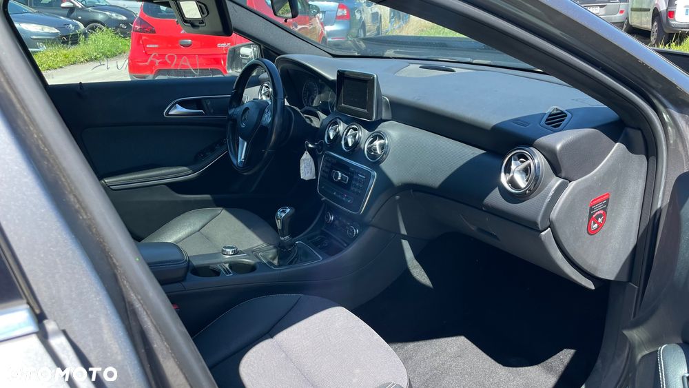 Mercedes-Benz Klasa A 180 CDI (BlueEFFICIENCY) - 12