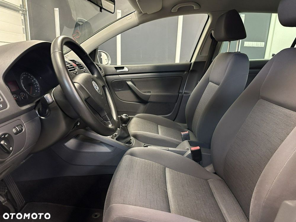 Volkswagen Golf 1.6 Trendline - 6