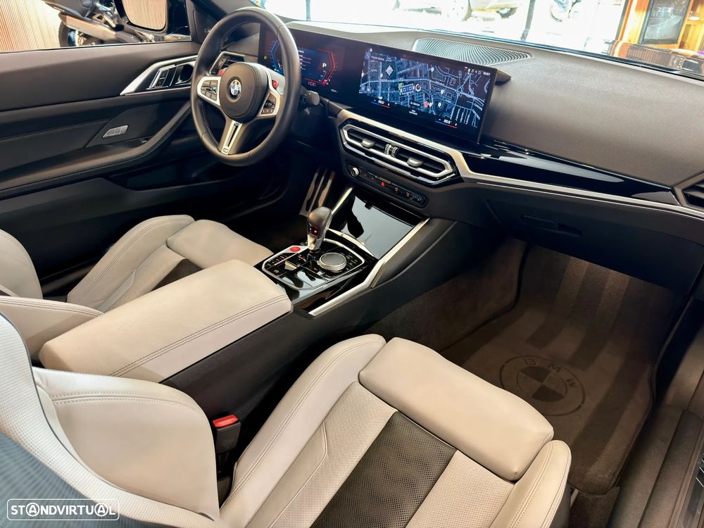 BMW M4 Competition M xDrive - 24