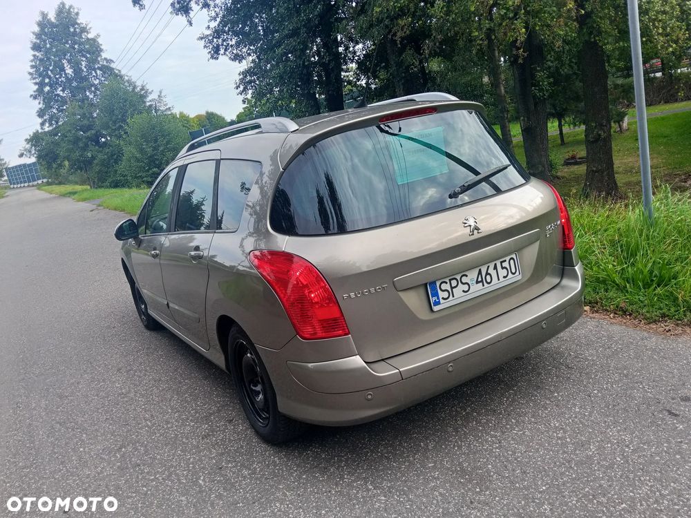 Peugeot 308 1.6 HDi Premium - 10
