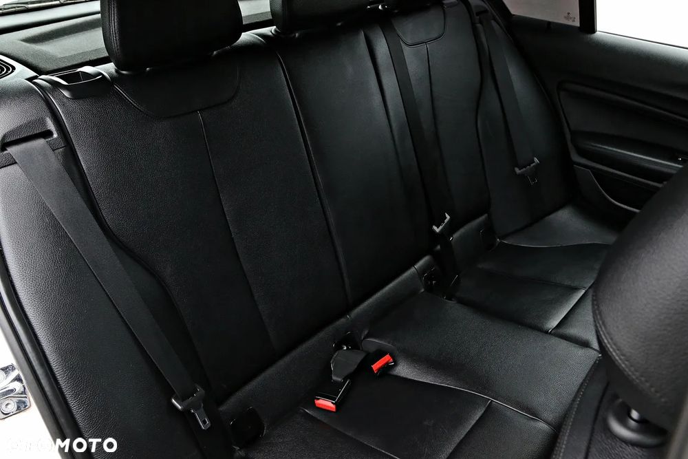 BMW Seria 1 118d Urban Line - 36