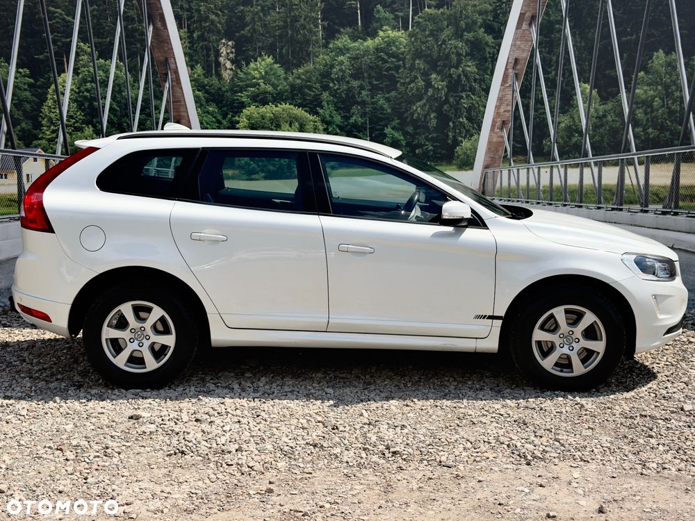 Volvo XC 60 D4 AWD Geartronic Summum - 12