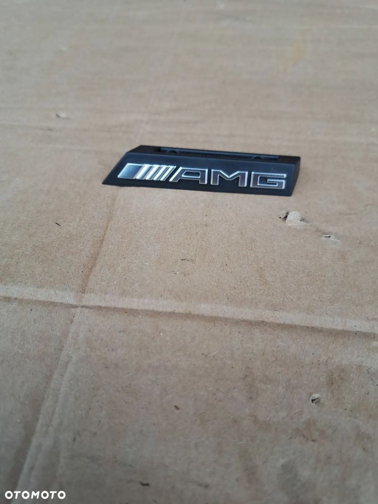 Znaczek emblemat Mercedes CLA 45 AMG A1178174500 Mercedes-Benz CLA C117 X117 AMG Grille Radiator Grille Emblem A1178174500 - 2