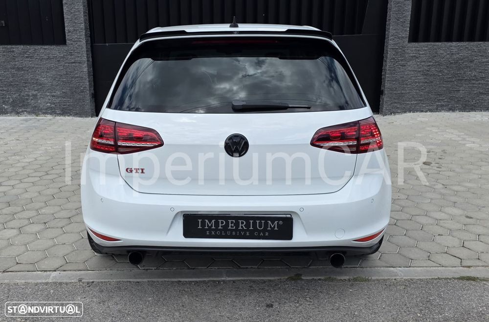 VW Golf GTI Performance BlueMotion DSG - 10