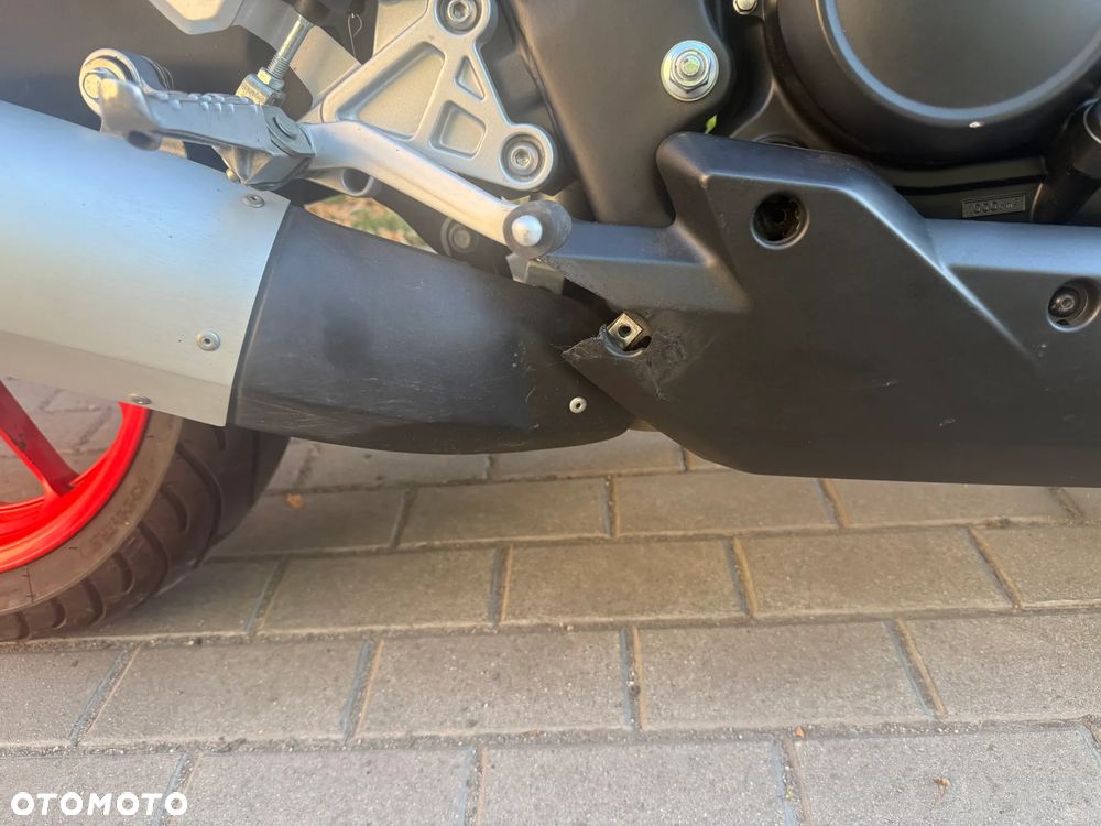 Yamaha MT - 16