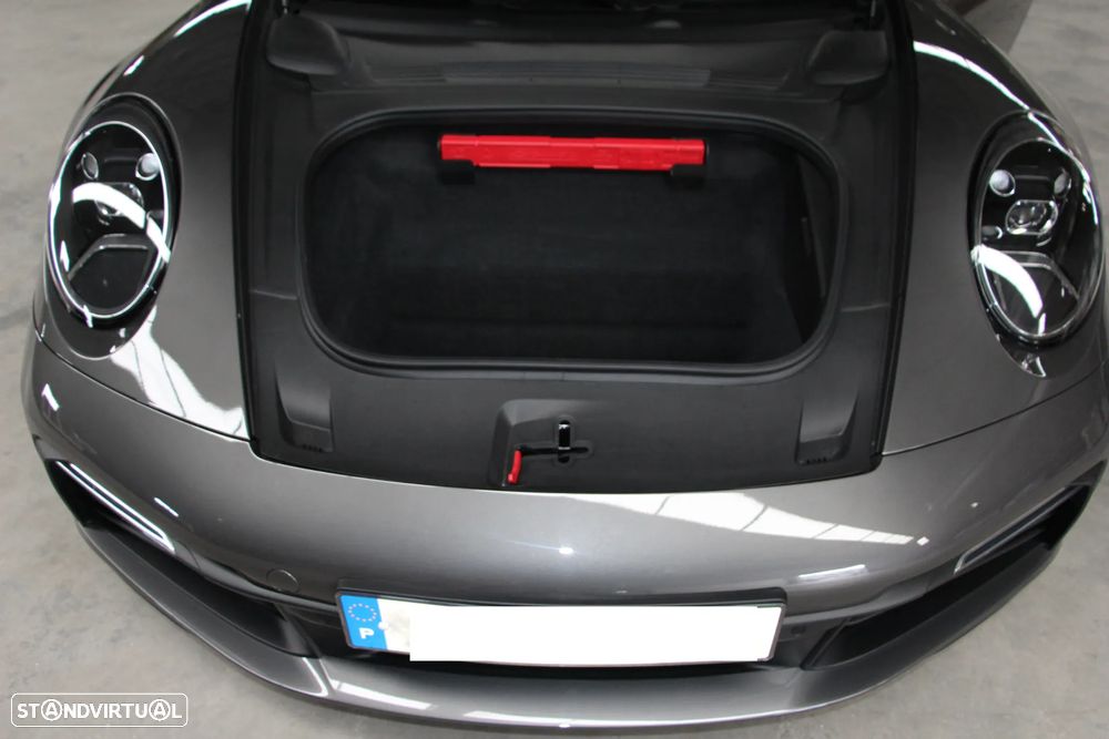 Porsche 911 (992) Carrera 4 PDK - 15