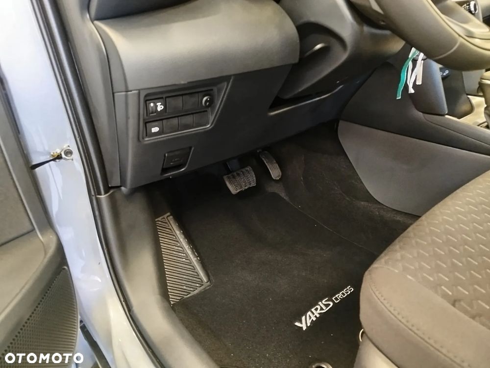 Toyota Yaris Cross - 9