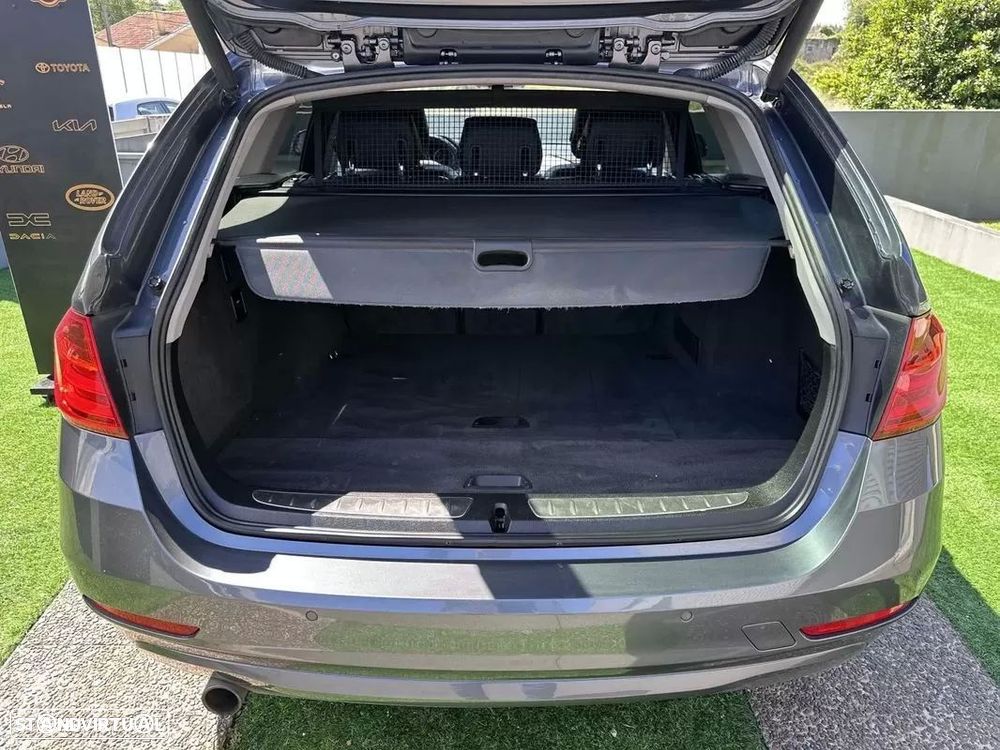 BMW 316 d Line Sport Shadow - 22