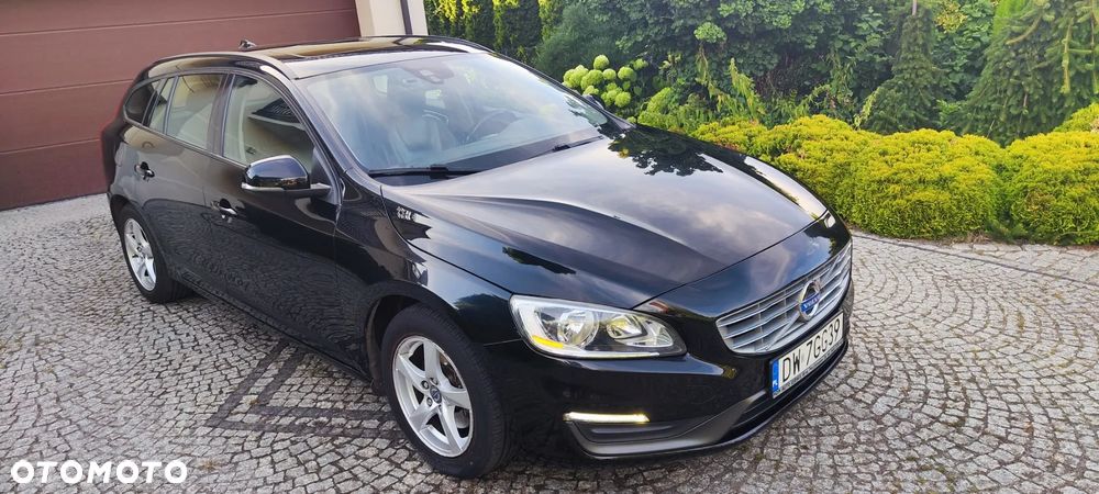 Volvo V60 D4 Kinetic - 2