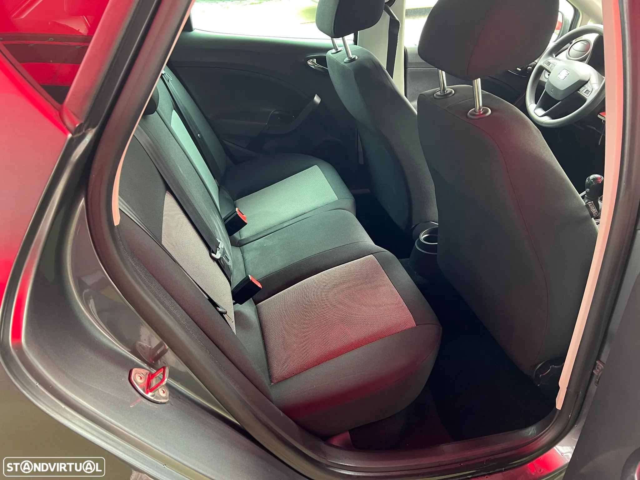 SEAT Ibiza 1.4 TDi Reference - 18