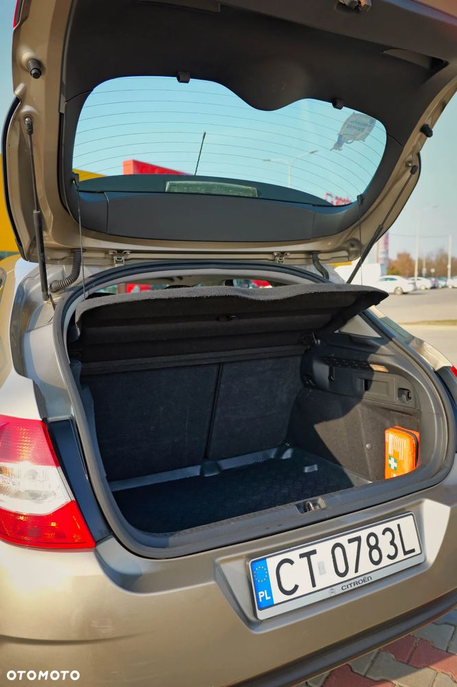 Citroën C4 1.6 HDi Attraction - 15