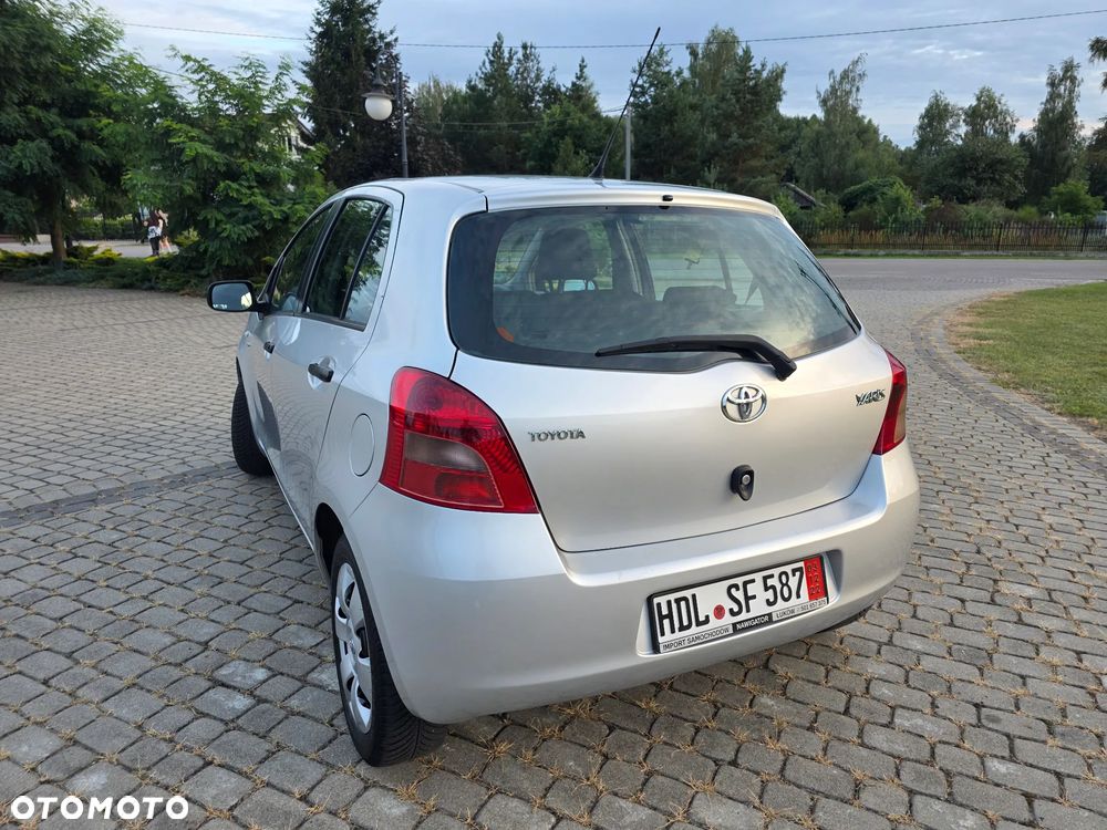 Toyota Yaris 1.4 D-4D S - 7